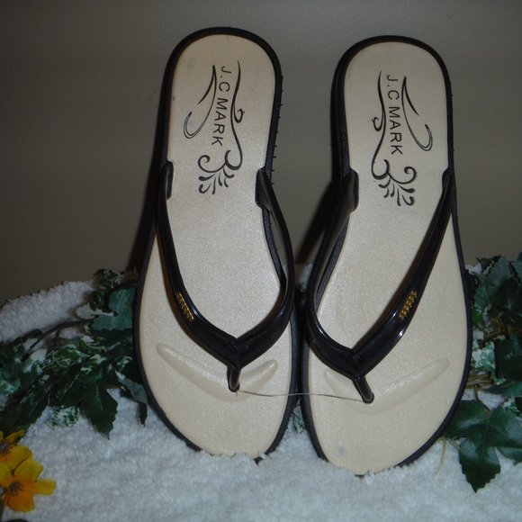 🦋3 for $15 🦋J.C MARK THONG SANDALS  42 - Picture 1 of 2
